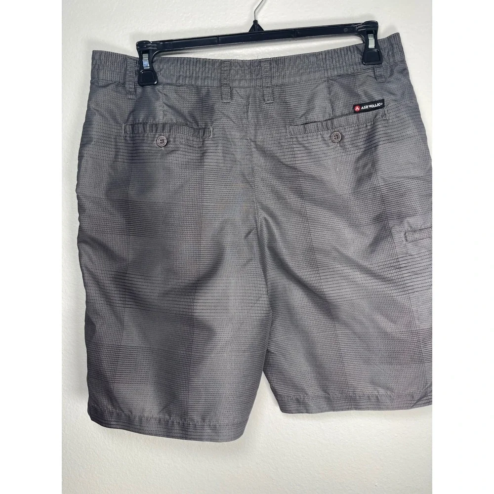 Airwalk Mens Gray‎ Grid Pattern Cargo Shorts Size 34 Flat Front Casual Outdoor
